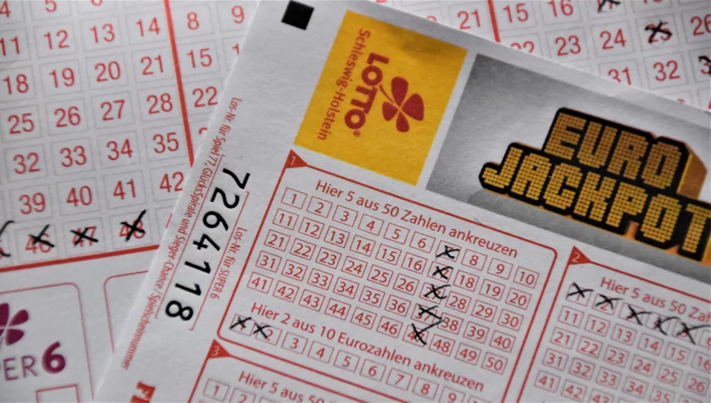 3 สูตรหวยยี่กี ตัวดังจากเซียน เข้าทุกรอบไม่ต้องรอลุ้น 